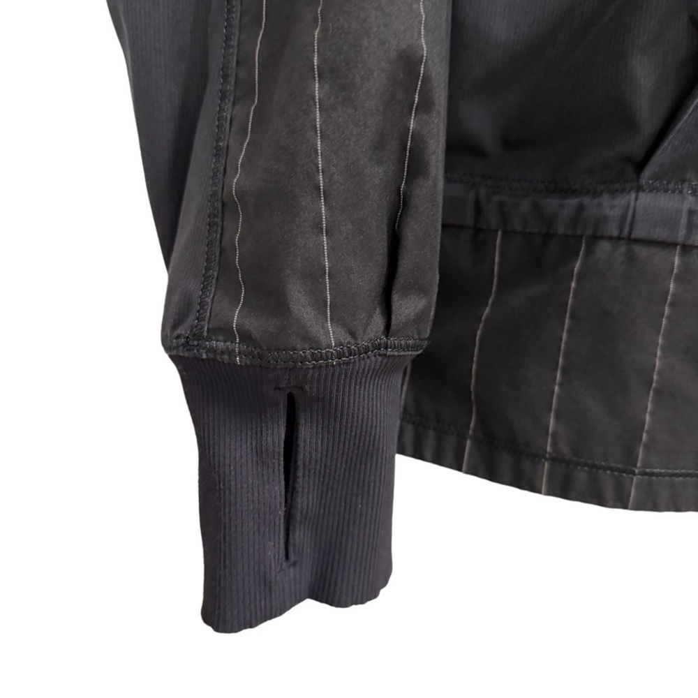 Lululemon Run: Bandit Jacket Reflective - Picture 12 of 16